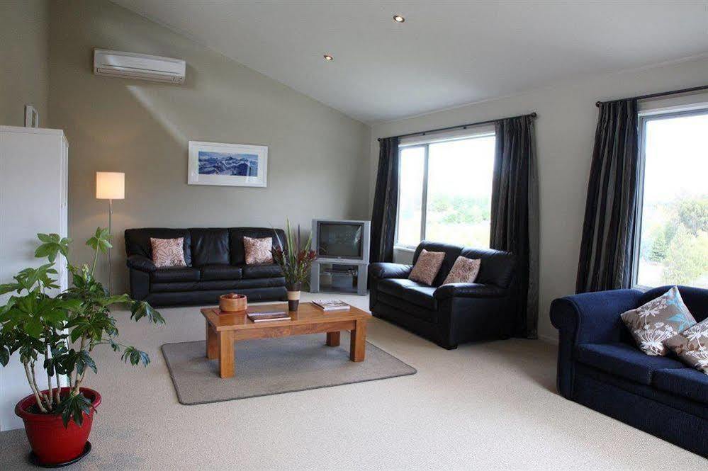 Criffel Peak View Bed And Breakfast Wanaka Esterno foto